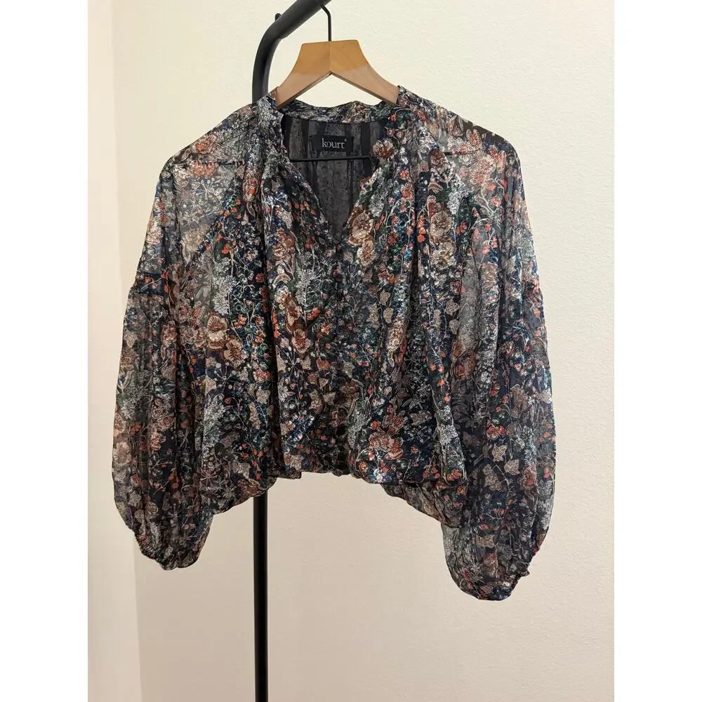 New Kourt floral long sleeve blouse size small - Picture 2 of 6